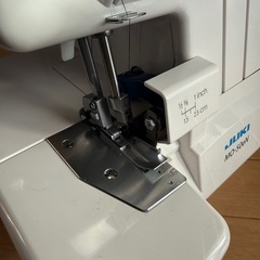 JUKI ジューキ 4本糸ロックミシン MO-50eNの画像