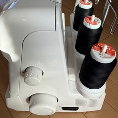 JUKI ジューキ 4本糸ロックミシン MO-50eNの画像