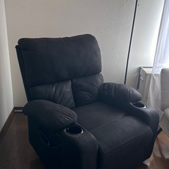 折りたたみ椅子の画像