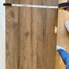 小型テーブル（長さ79cm × 幅33cm）の画像