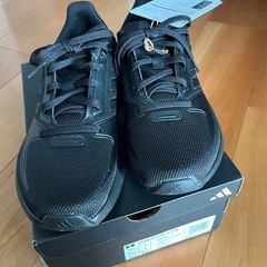 アディダス　新品スニーカー22.5cmの画像