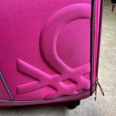 ベネトン　鍵あり　キャリーケース の画像