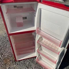 【0円】冷蔵庫　SANYO 137L レトロの画像