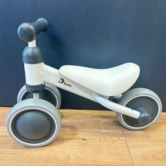 【引取】d-bike スノーホワイト　室内三輪車　おもちゃ
の画像