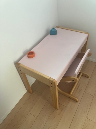 ブォーノアミーチェ　デスク&チェア