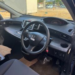 2009年式フリードの画像