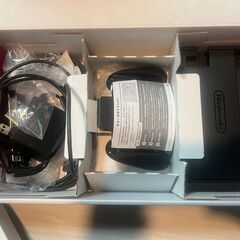 【動作確認済】Nintendo Switch 本体一式お譲りします（Joy-Con・ドック付き）の画像