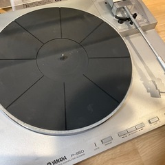 レコードプレイヤーヤマハP-950の画像