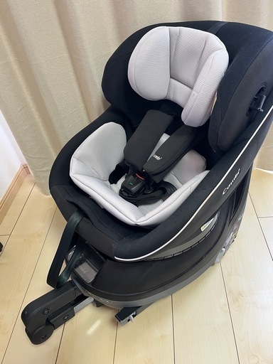 【美品】 combi チャイルドシート クルムーヴスマート 360度回転 ISOFIX