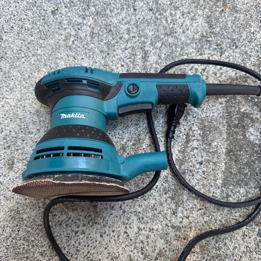マキタ  ランダムオービットサンダ