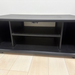テレビボードの画像