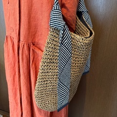 磁気ホック付き肩掛けバッグの画像