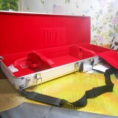 新品未使用★★肩紐付き9.500円　沖縄三線専用一丁入アルミハードケース　簡単移動保管に安心の画像