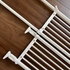 ③伸縮突っ張り棚の画像