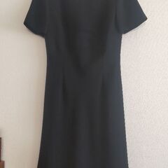 東京ソワール  ミチコロンドン  ブラックフォーマルスーツ7号の画像