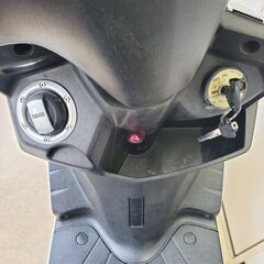 福岡　ヤマハ　シグナス125！SE44J　125㏄　11000キロ　４スト　メットイン　シャッタキー　通勤通学！原付２種！白　比較的綺麗！！の画像