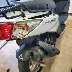 福岡　ヤマハ　シグナス125！SE44J　125㏄　11000キロ　４スト　メットイン　シャッタキー　通勤通学！原付２種！白　比較的綺麗！！の画像