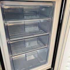 アイリスオーヤマ　冷凍庫　【中身美品】の画像