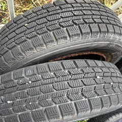 スタッドレスタイヤ　4本の画像
