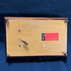 アクセサリーケース　小物入れ　鍵付き 楽器の絵　オルゴールは動作不良ありの画像