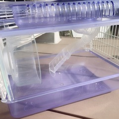 ハムスターなど、小動物用ケージの画像