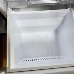 MITSUBISHI 冷蔵庫 2ドア ブラック MR-P15W-B 2013年製の画像