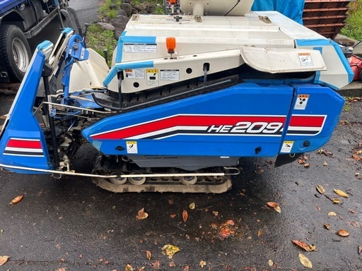 イセキ小型コンバイン