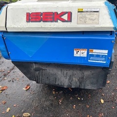 イセキ小型コンバインの画像