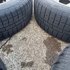 アクア スイフト175/65R15 スタッドレスタイヤ アルミ付き4本セットの画像