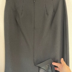 スーツ　ブラックストライプの画像