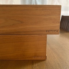 決まりました　KEYUCA  ティッシュケース2個　木製の画像