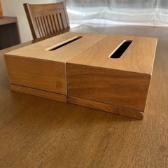 決まりました　KEYUCA  ティッシュケース2個　木製の画像