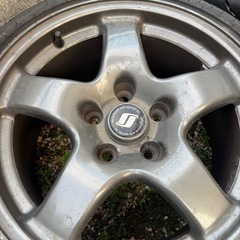 r32 gtrホイール　センターキャップ付きの画像