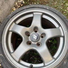 r32 gtrホイール　センターキャップ付きの画像