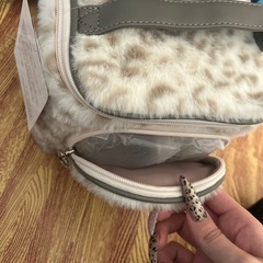 キティちゃん　バニティ　　ヒョウ柄
の画像