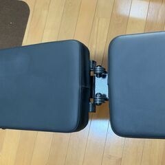 トレーニングベンチ（耐荷重300kg）の画像