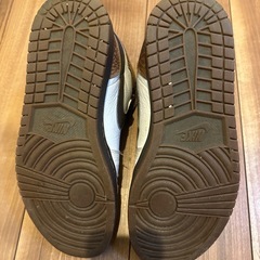ナイキ　ジョーダン1の画像