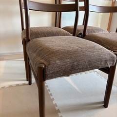 受け取り者決定しました！ダイニングチェア4脚セット の画像