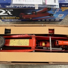 中古です。2tオイルジャッキの画像
