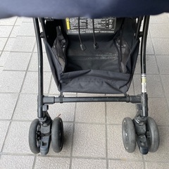 コンビ　ベビーカーの画像