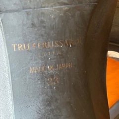 美脚見え　トラサルディパンプス　23cmの画像