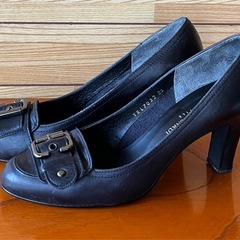 美脚見え　トラサルディパンプス　23cmの画像