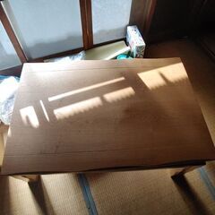 値下げ【未使用】座卓の画像