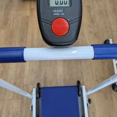 はぴねすくらぶ　自走式ウォーカー お散歩ロードの画像