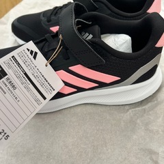 adidasスニーカー11/28まで！の画像