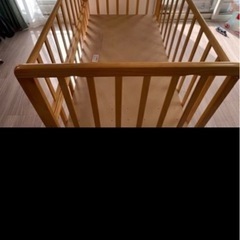 ベビーベッドの画像