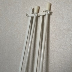 カーテンレール白の画像