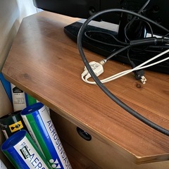 SONY BRAVIA テレビと台の画像