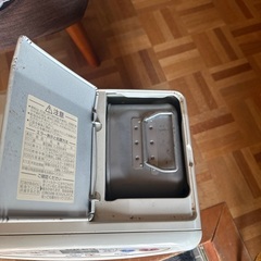 灯油ストーブの画像