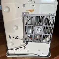 灯油ストーブの画像